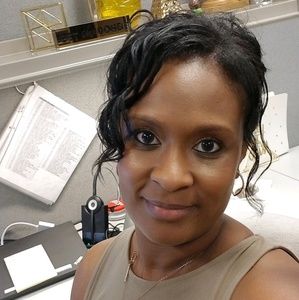 Meet your Posher, Natalie